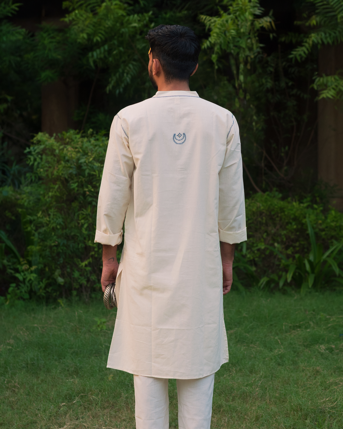 chand kurta in blue thread work